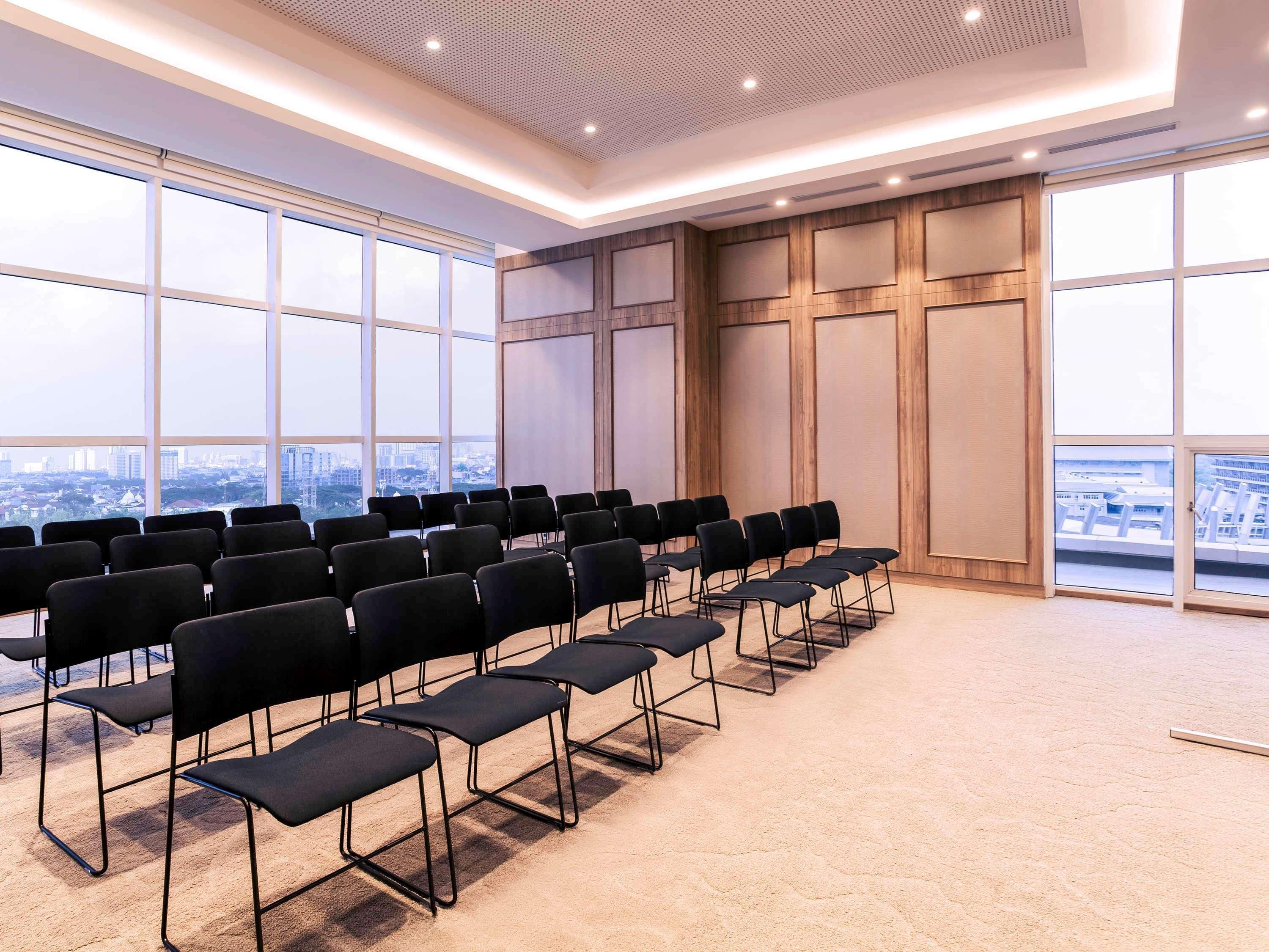 Mercure Jakarta Pantai Indah Kapuk Экстерьер фото